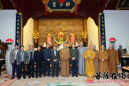 佛教-一山一宁国师墨宝赠送仪式在普济禅寺举行