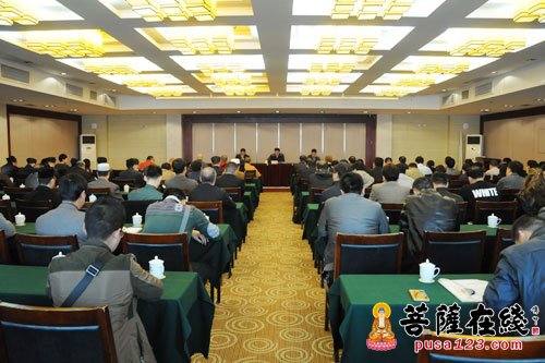 两会-陕西省民族宗教界学习传达全国“两会”精神