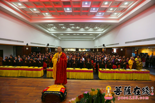 福建厦门-福建厦门鸿山寺举行第四期千人共诵《地藏经》法会