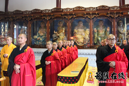 文化-绍兴安康寺举行周府冥阳两利普度大斋胜会之熏坛仪式