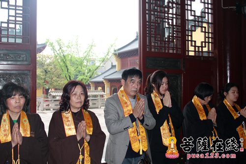 文化-绍兴安康寺举行周府冥阳两利普度大斋胜会之熏坛仪式