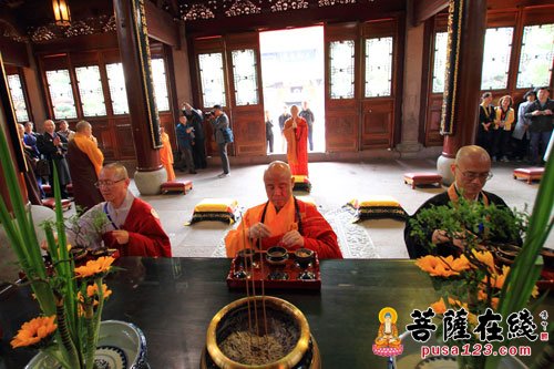 佛教-第十九次中韩日佛教友好交流会预备会议代表团赴七塔禅寺参访