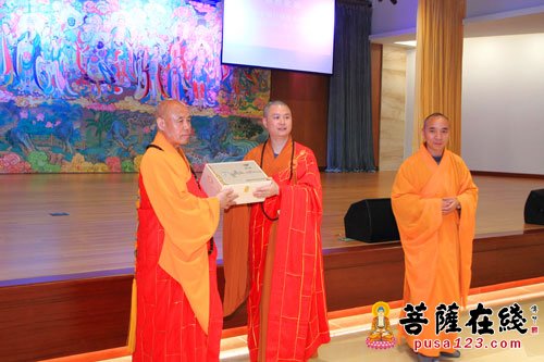 佛教-第十九次中韩日佛教友好交流会预备会议代表团赴七塔禅寺参访