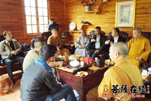 佛教-武汉市佛协会长隆醒大和尚一行赴云南省佛协参访