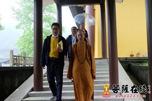 雁荡山-全国诗人“乐清寻诗”赴温州雁荡山能仁寺参访