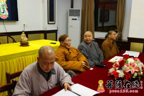 灵岩山-苏州灵岩山寺僧众学习习近平总书记系列讲话