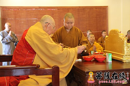 太仓同觉寺举办素食文化节之百僧斋