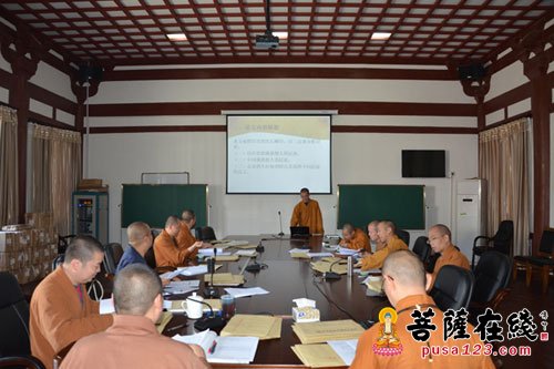 普陀山-中国佛学院普陀山学院举行2016年本科生毕业论文答辩