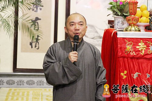 上海玉佛禅寺举办文明出行 祝福学子公益活动