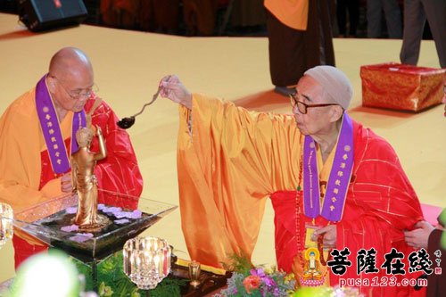 佛教-香港佛教联合会举行一年一度的佛诞庆典