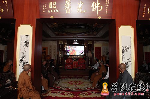 崇明县佛教协会参访团一行参访上海二严寺