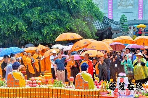 释迦牟尼-峨眉山各寺举行盛大法会恭祝佛陀圣诞