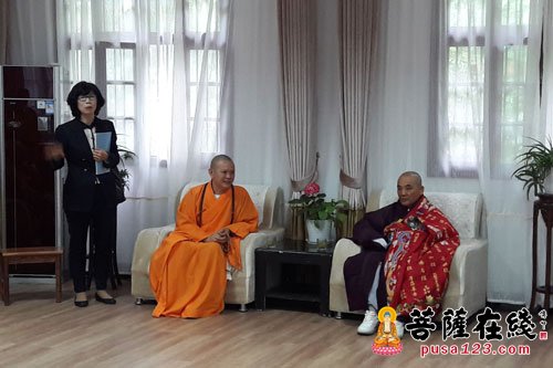 佛教-河南光山净居寺举行天台宗佛法弘布世界和平碑揭幕仪式