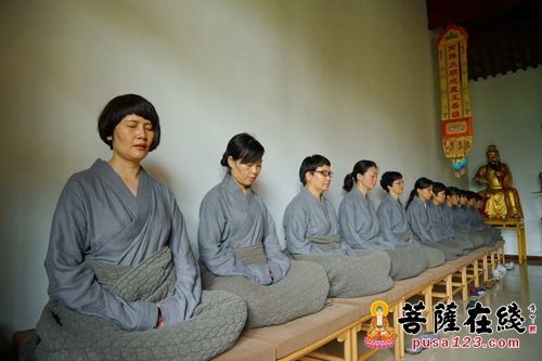 佛教-宁波东钱湖延寿王寺居士禅修班如期开课