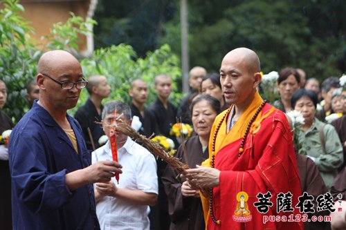 天童寺-妙音精舍清栋长老尼荼毗法会在宁波古天童寺举行