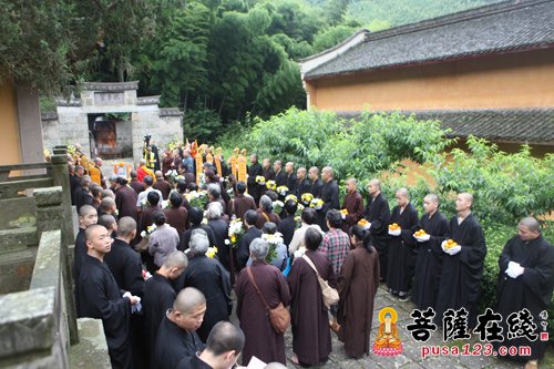 天童寺-妙音精舍清栋长老尼荼毗法会在宁波古天童寺举行