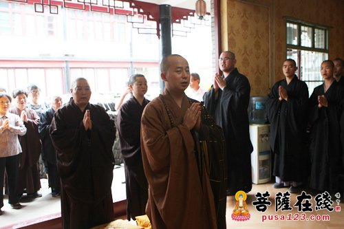 天童寺-妙音精舍清栋长老尼荼毗法会在宁波古天童寺举行