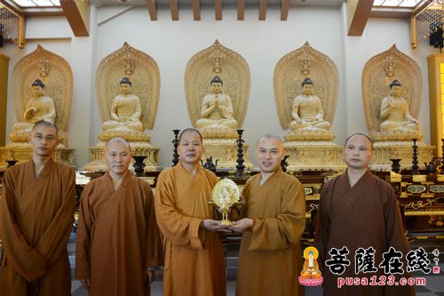 福清市佛教协会会长悲昇法师一行赴闽南参学