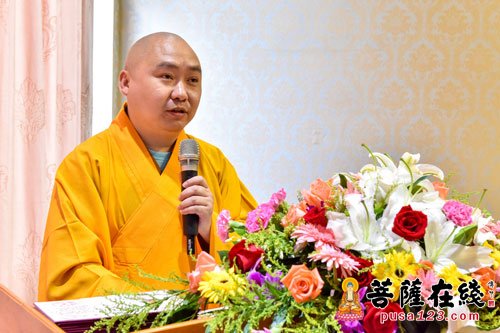 佛学院副院长满霖法师致辞峨眉山佛学院举行2012级本科暨2014级预科