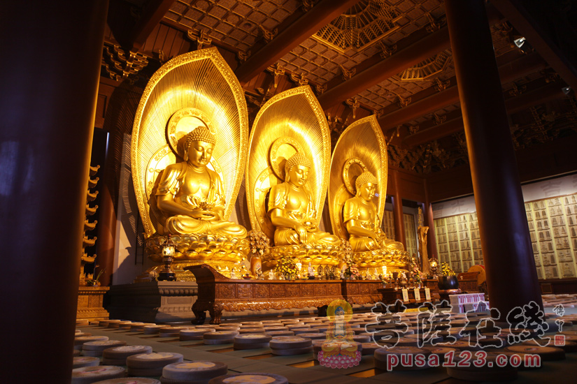 普寿寺大雄宝殿(图片来源:菩萨在线 摄影:妙静)