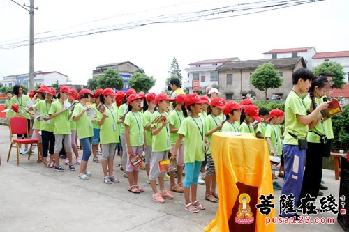 佛教-湖南岳阳市佛教协会、湘阴县佛教协会、法华古寺2016年夏季禅修国学营正式开营