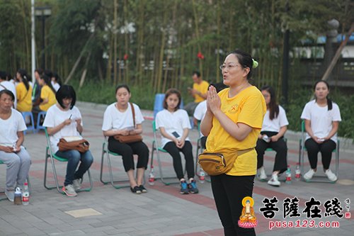 摄影-第十一届法门之光福慧营“分组讨论会”