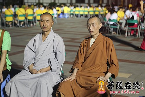 摄影-第十一届法门之光福慧营“分组讨论会”
