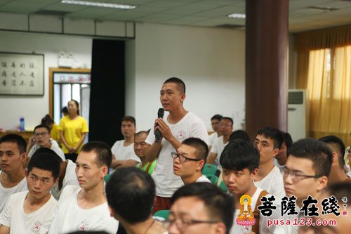 玄奘-第十一届法门之光福慧营 心海法师带领营员们观看《大唐玄奘》