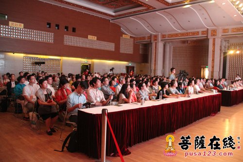 佛教-觉群人生讲坛：潘宗光教授《佛教与科学》