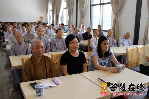 上海万佛阁举办“医学科普与养生保健”系列讲座
