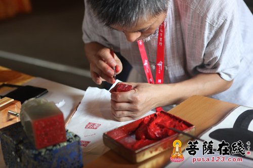少林寺-少林寺举行“中外名家文化互动交流汇”助力佛缘之路