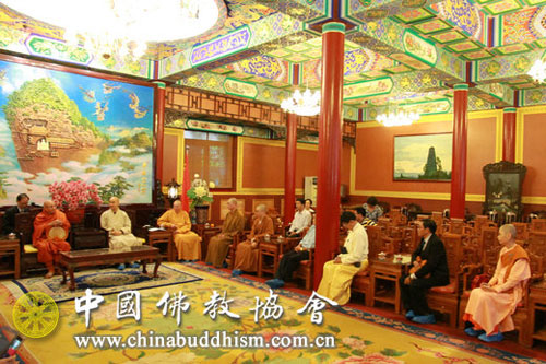 佛教-中国佛教协会宗性副会长会见缅甸昂山禅师一行