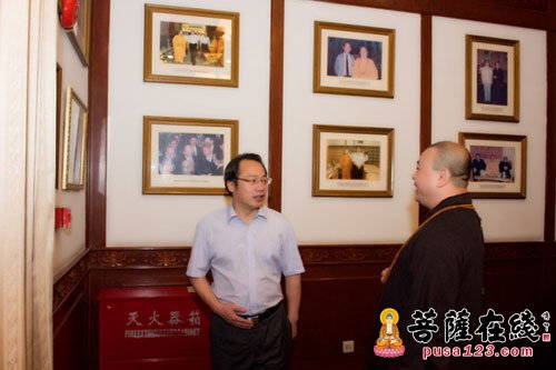 佛教-上海市委统战部副部长房剑森一行赴玉佛禅寺调研