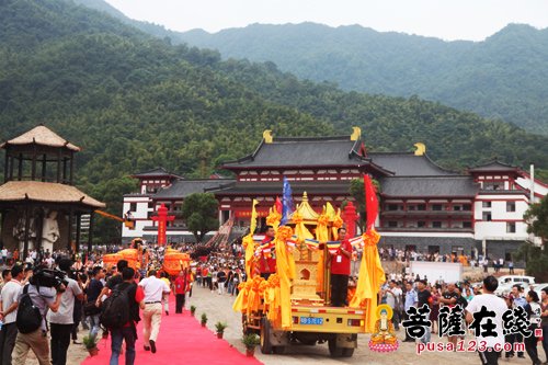 江西末山九峰禅寺图片