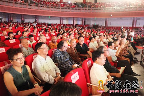 “自信抗癌 超越生命”抗癌基金启动仪式暨大佛寺中秋慈善晚会举行