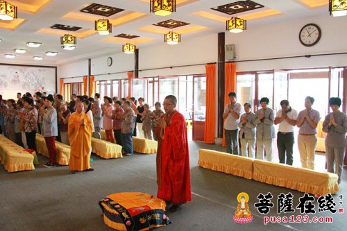 苏州圣堂寺隆重举办家人迎中秋联谊会