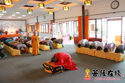 苏州圣堂寺隆重举办家人迎中秋联谊会