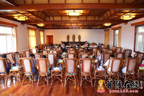 佛教-普陀山佛教协召开2016年度慈善工作座谈会