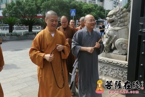 杭州灵隐寺方丈光泉大和尚参访宁波七塔禅寺