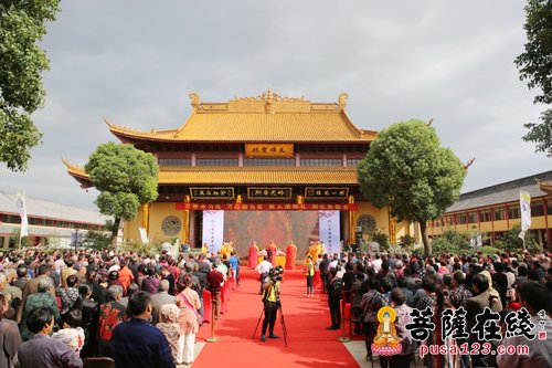 摄影-江苏南通江心寺举行首届九九重阳孝道文化节