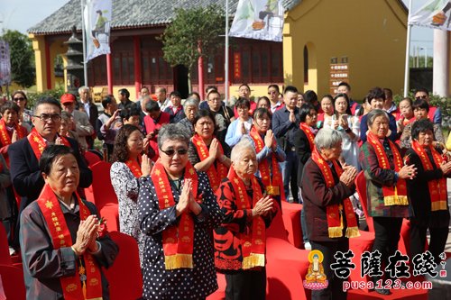 摄影-江苏南通江心寺举行首届九九重阳孝道文化节