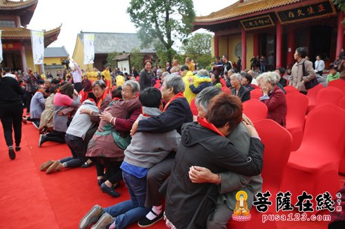 摄影-江苏南通江心寺举行首届九九重阳孝道文化节