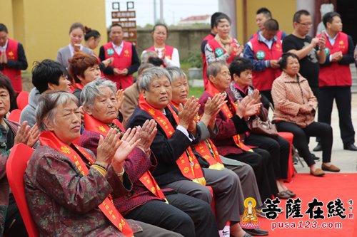摄影-江苏南通江心寺举行首届九九重阳孝道文化节