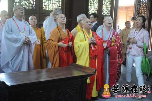 佛教-中韩日佛教友好交流会议代表团莅临七塔禅寺参访