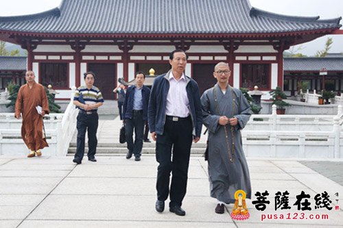 普陀山-辽宁省宗教事务局副局长赵佐贤一行赴中国佛学院普陀山学院考察调研