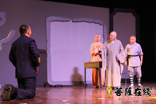 游本昌-温岭上演话剧《弘一法师—最后之胜利》 游本昌担纲主演