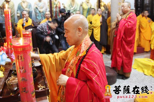 汕头东岩卓锡古寺举行纪念开山祖师大颠诞辰1284周年暨首届潮阳禅宗大颠文化节系列活动