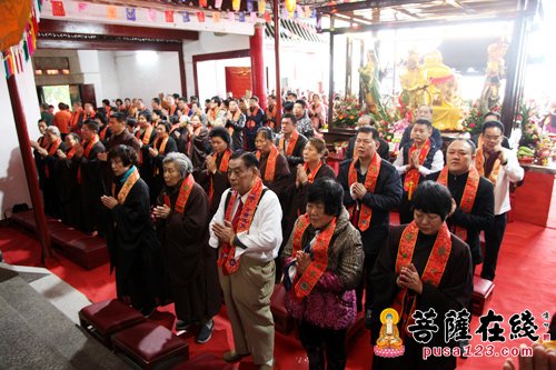 汕头东岩卓锡古寺举行纪念开山祖师大颠诞辰1284周年暨首届潮阳禅宗大颠文化节系列活动