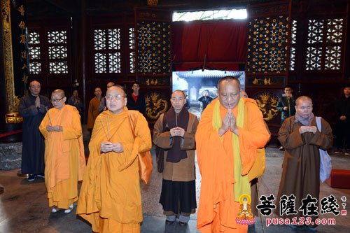 佛教-普陀山佛协道慈会长会见越南佛教教会代表团一行