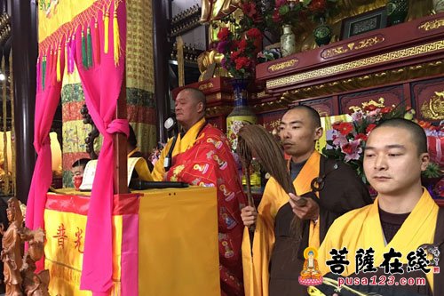 浙江嘉兴-浙江嘉兴真实禅寺上堂大斋 宽修法师为众说法